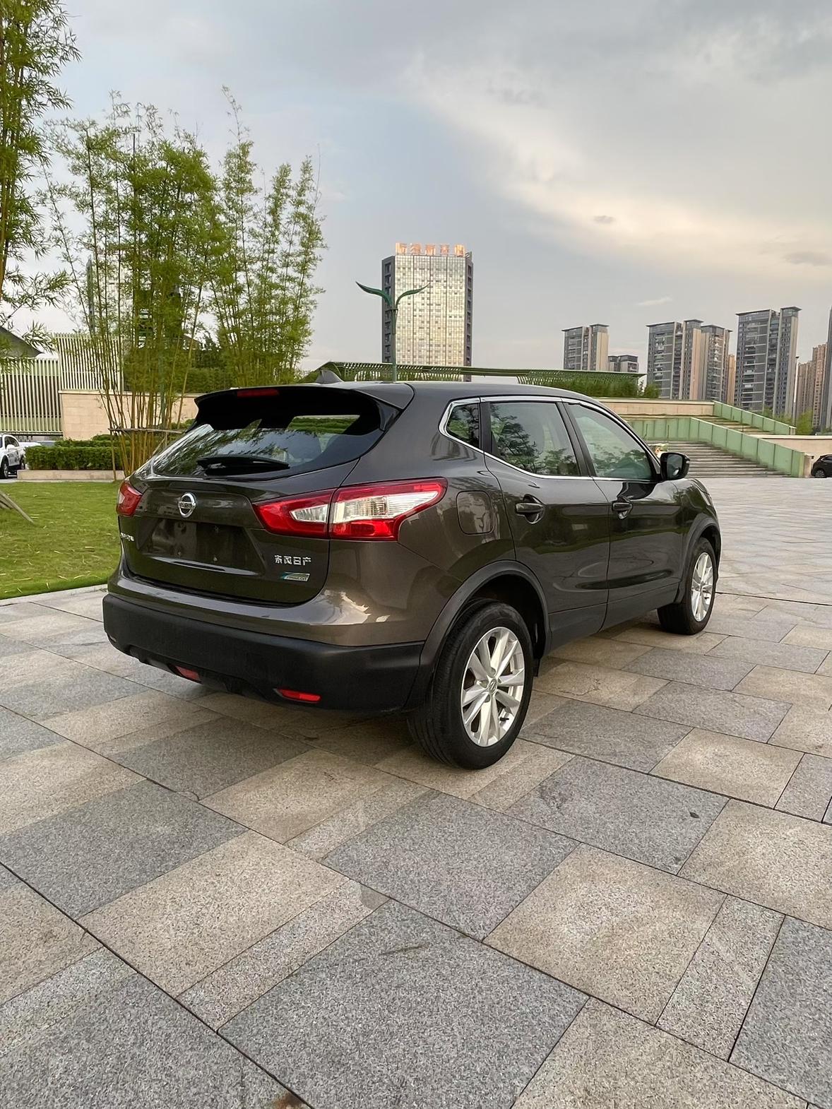 Nissan Qashqai+2 2017 thumb 12