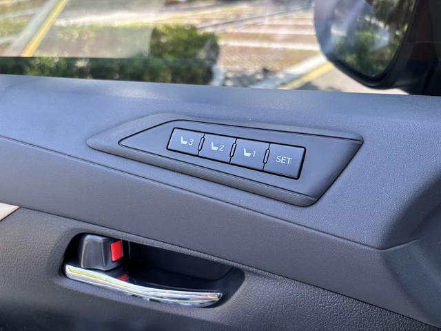 Toyota Alphard 2019 thumb 8