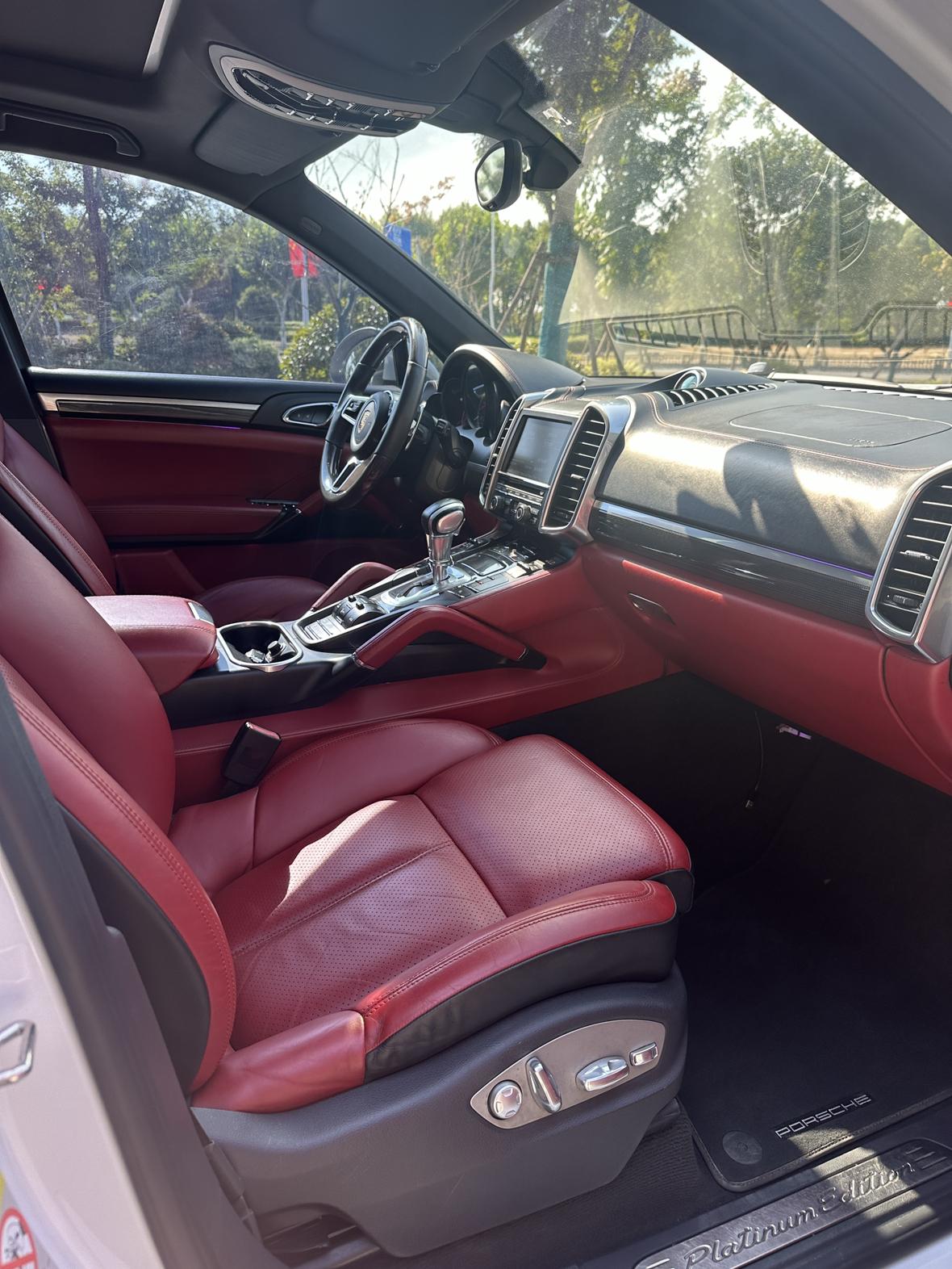 Porsche Cayenne 2014 thumb 5