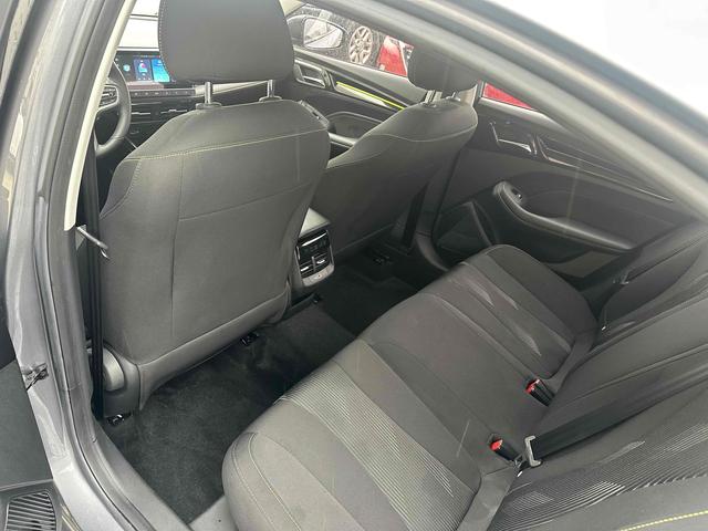 Roewe i5 2021 thumb 6