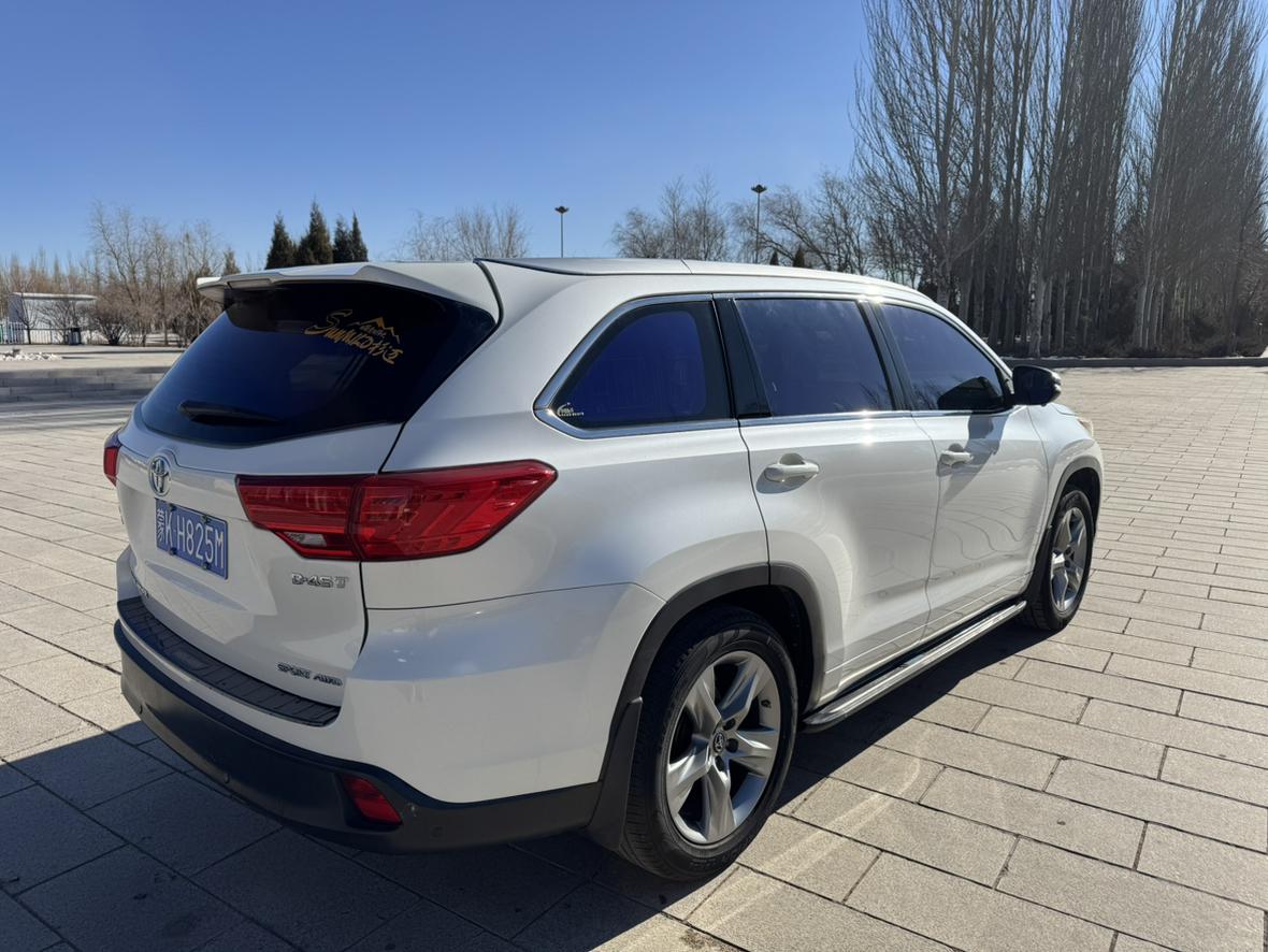 Toyota Highlander 2017 thumb 4