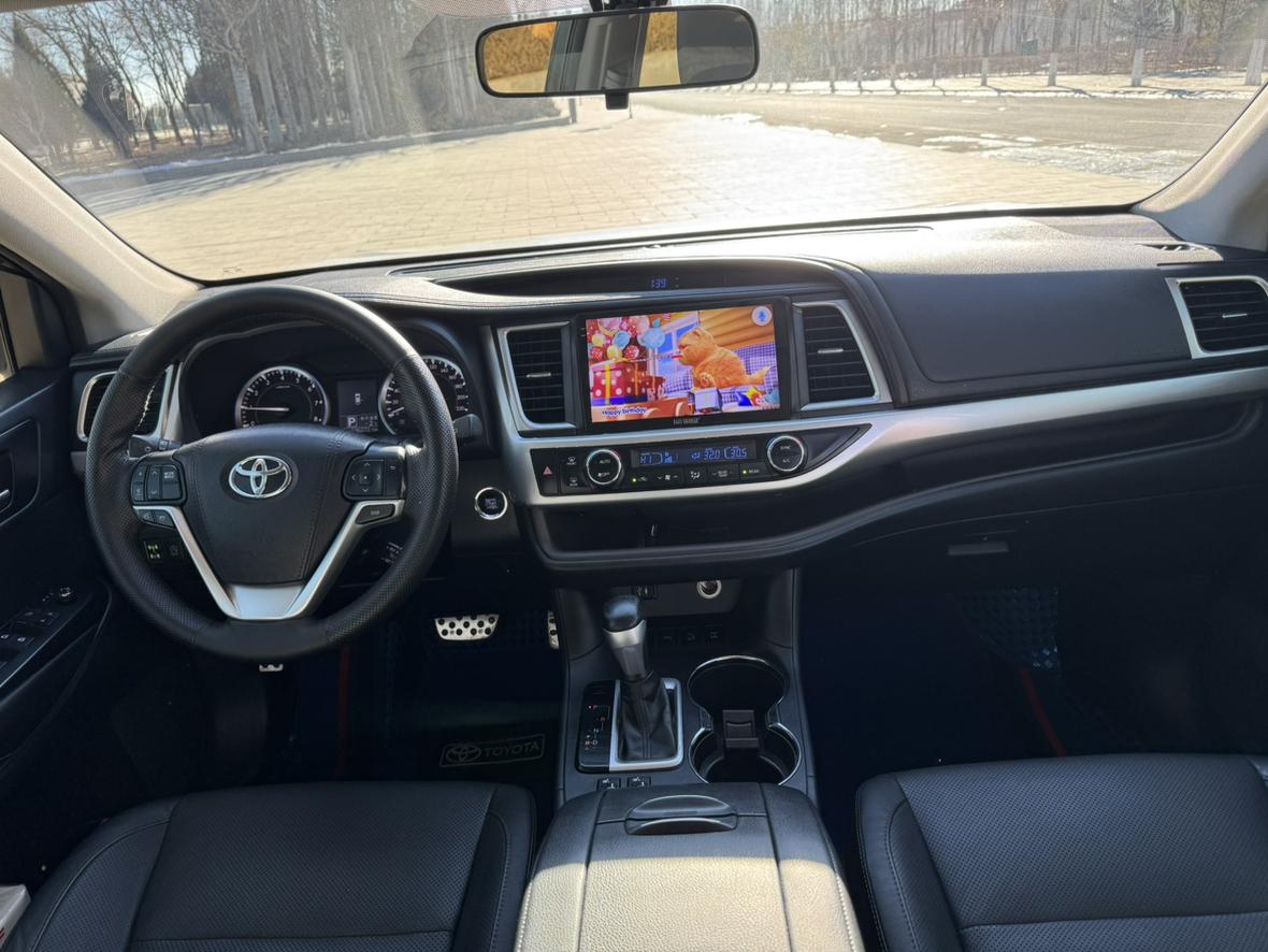 Toyota Highlander 2017 thumb 5