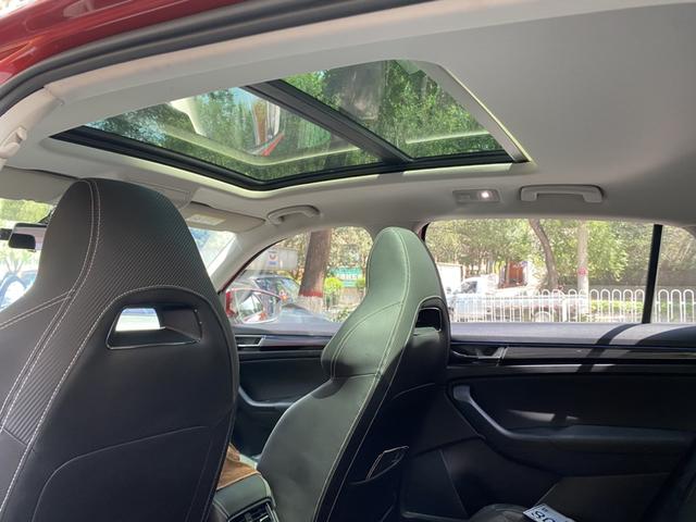 Skoda GT 2019 thumb 12
