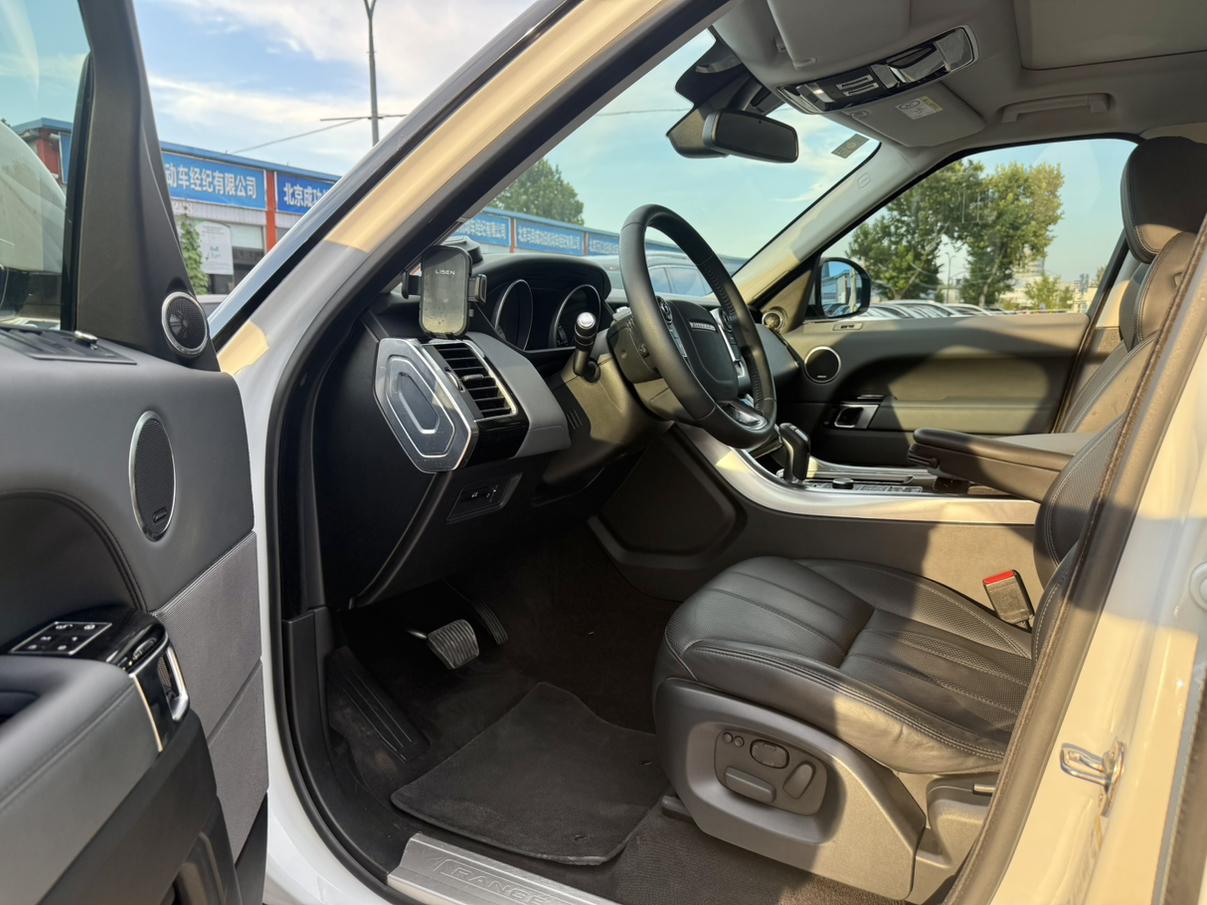 Land Rover Range Rover Sport 2014 thumb 11