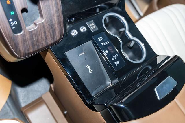 Toyota HiAce 2025 thumb 6