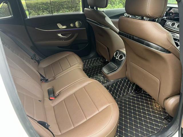 Mercedes-Benz E-Class 2021 thumb 6