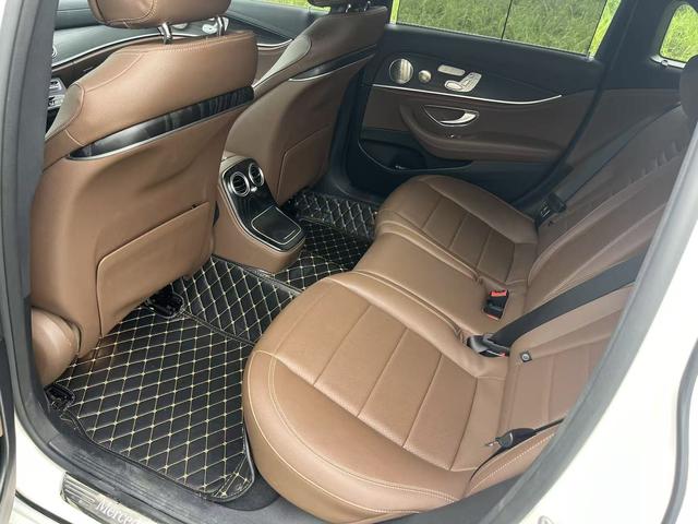 Mercedes-Benz E-Class 2021 thumb 7