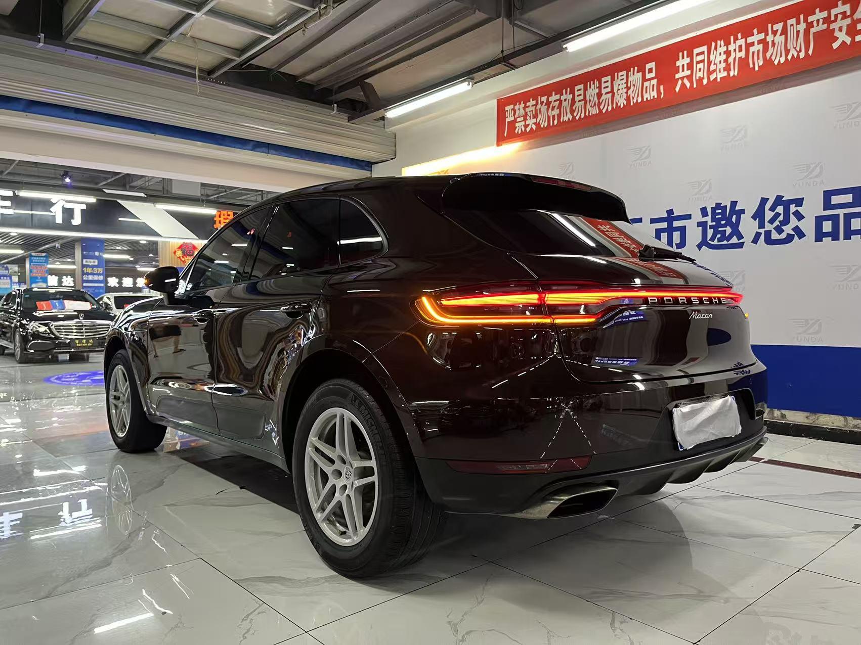 Porsche Macan 2019 thumb 2