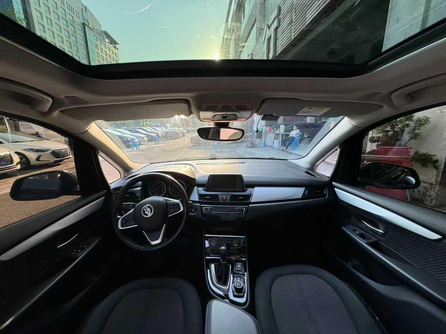 BMW 2 серии Active Tourer 2018 thumb 5