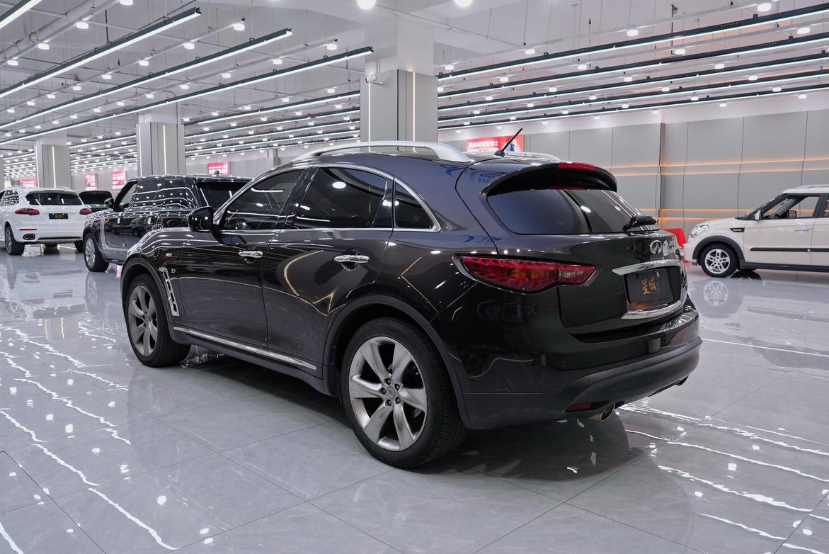 Infiniti QX70 2014 thumb 3