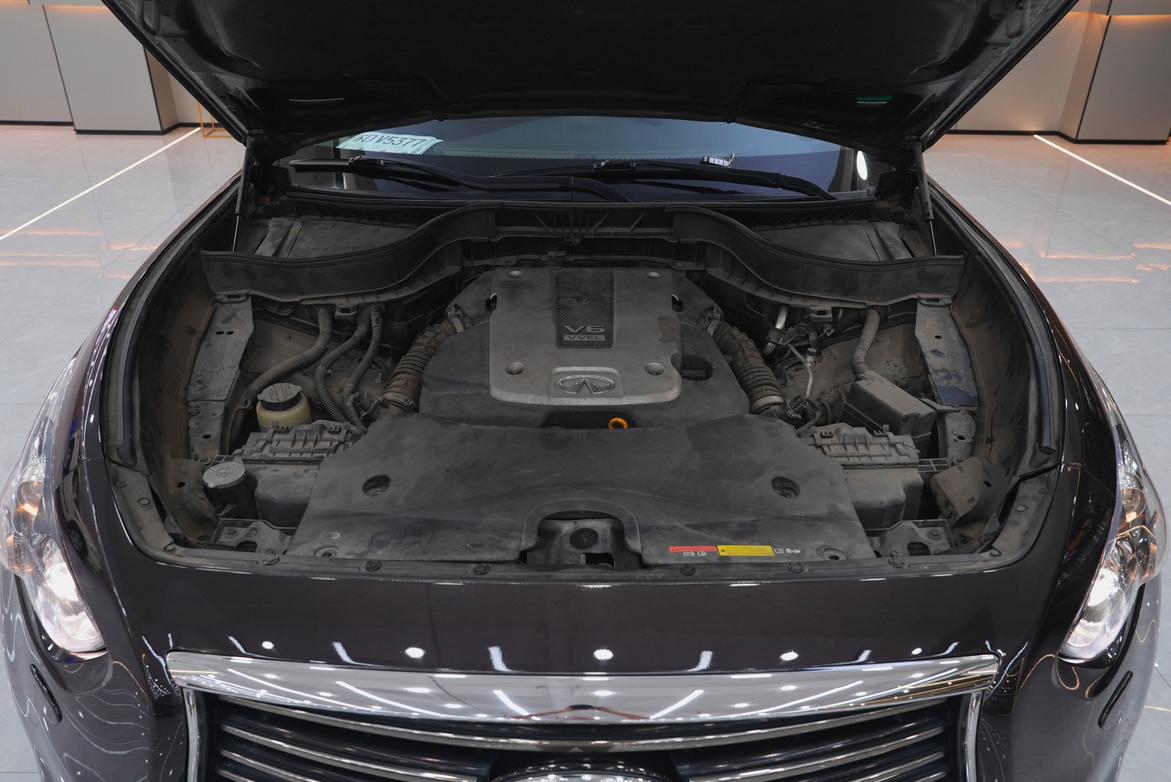 Infiniti QX70 2014 thumb 7