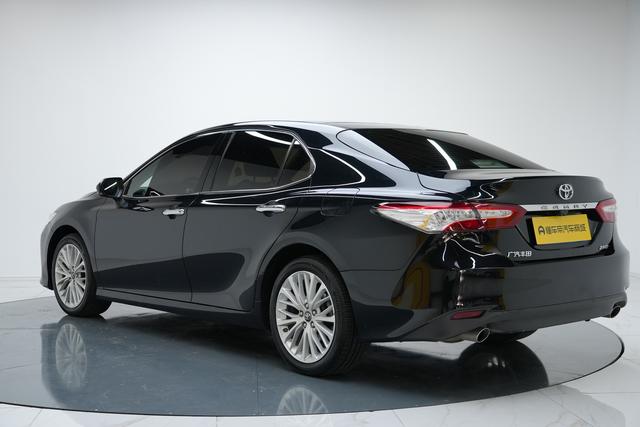Toyota Camry 2019 thumb 2