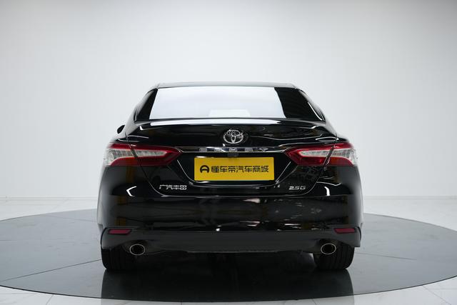 Toyota Camry 2019 thumb 3
