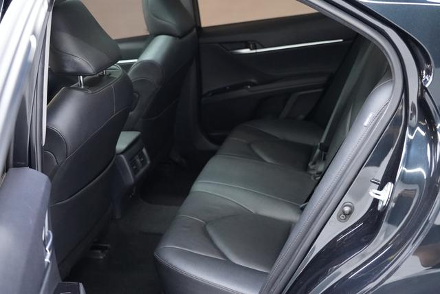 Toyota Camry 2019 thumb 10