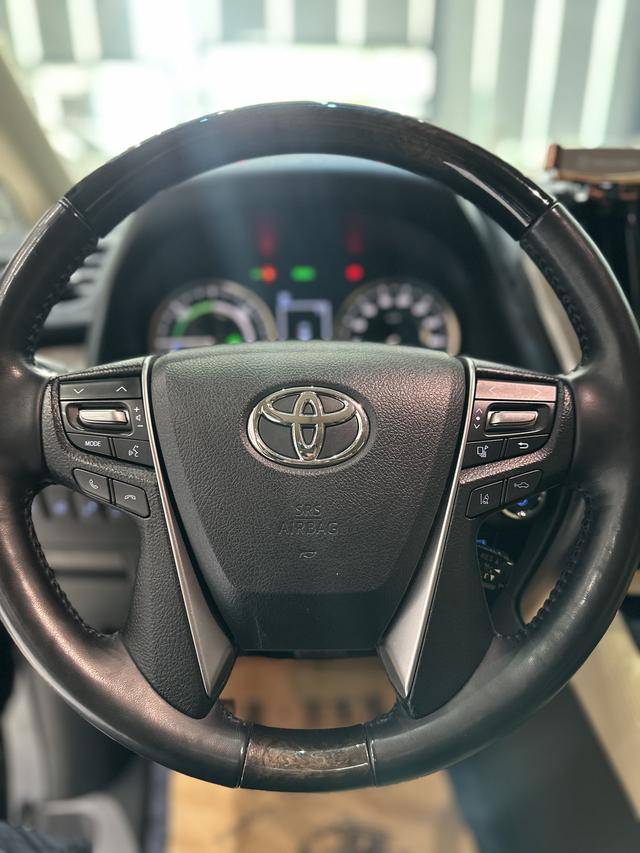 Toyota Vellfire 2023 thumb 4