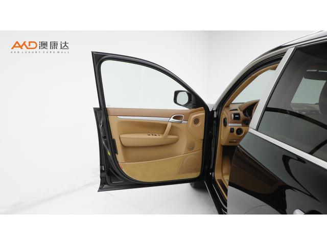 Porsche Cayenne 2008 thumb 7