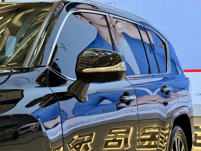 Lexus LX 2023 thumb 7