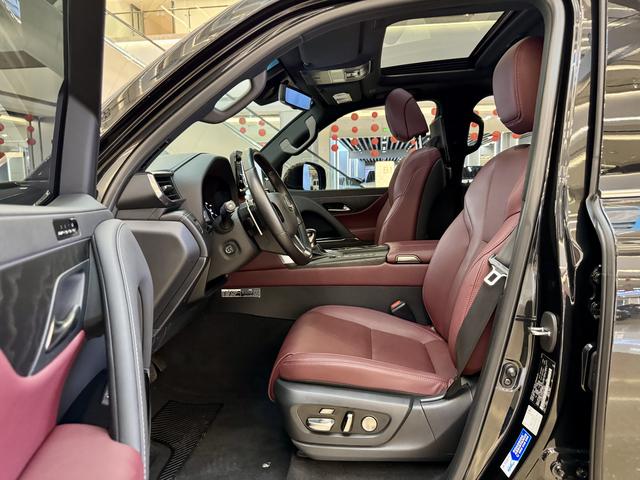 Lexus LX 2023 thumb 12