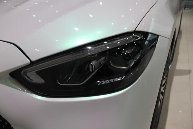 Mercedes-Benz C-Class 2023 thumb 4