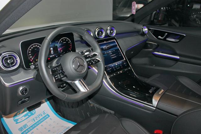 Mercedes-Benz C-Class 2023 thumb 6