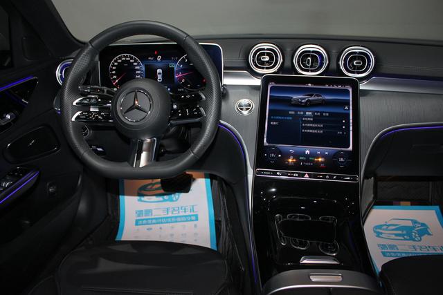 Mercedes-Benz C-Class 2023 thumb 10