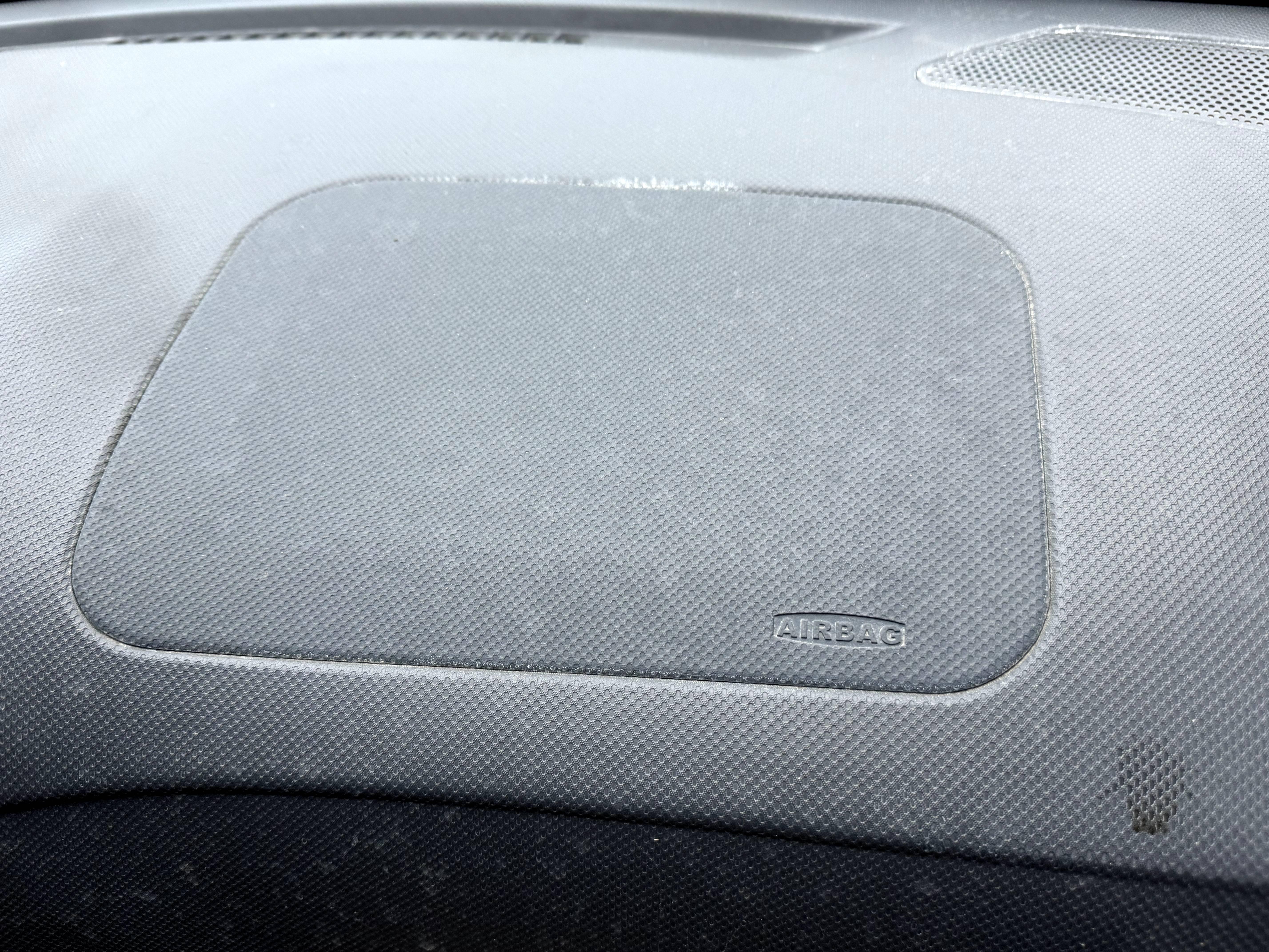 Wuling Hong Guang 2015 thumb 7