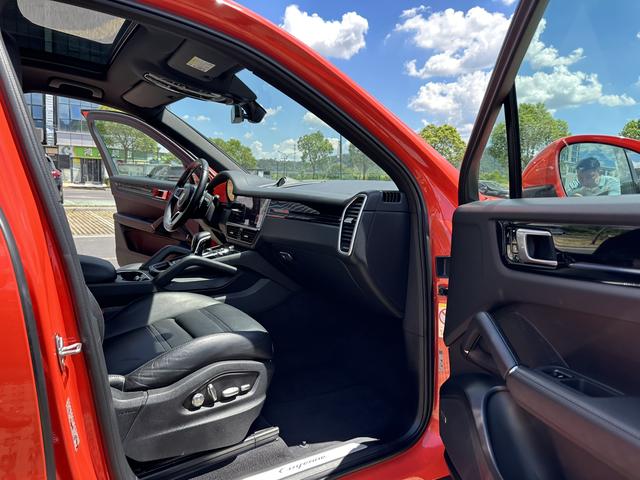 Porsche Cayenne 2019 thumb 6