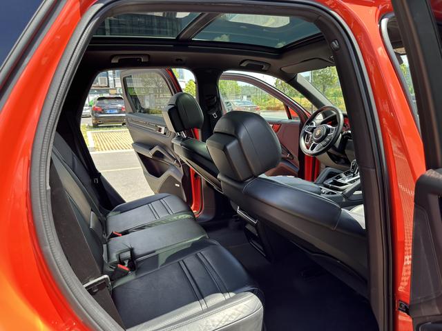 Porsche Cayenne 2019 thumb 8