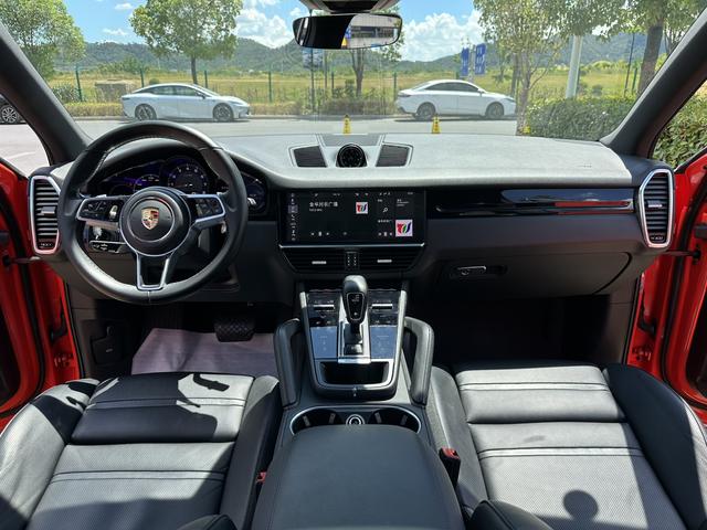 Porsche Cayenne 2019 thumb 9