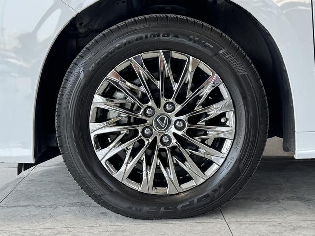 Lexus LM 2020 thumb 2