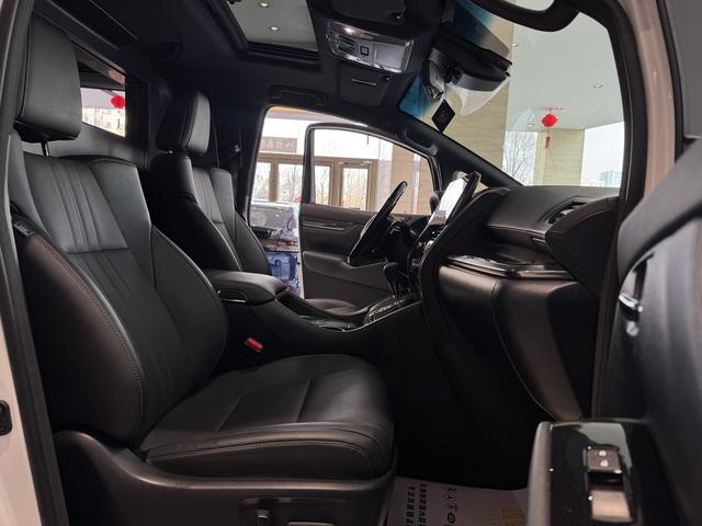 Lexus LM 2020 thumb 5