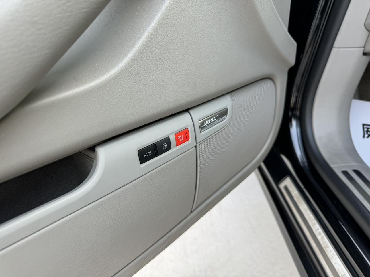 Audi A8 2007 thumb 6