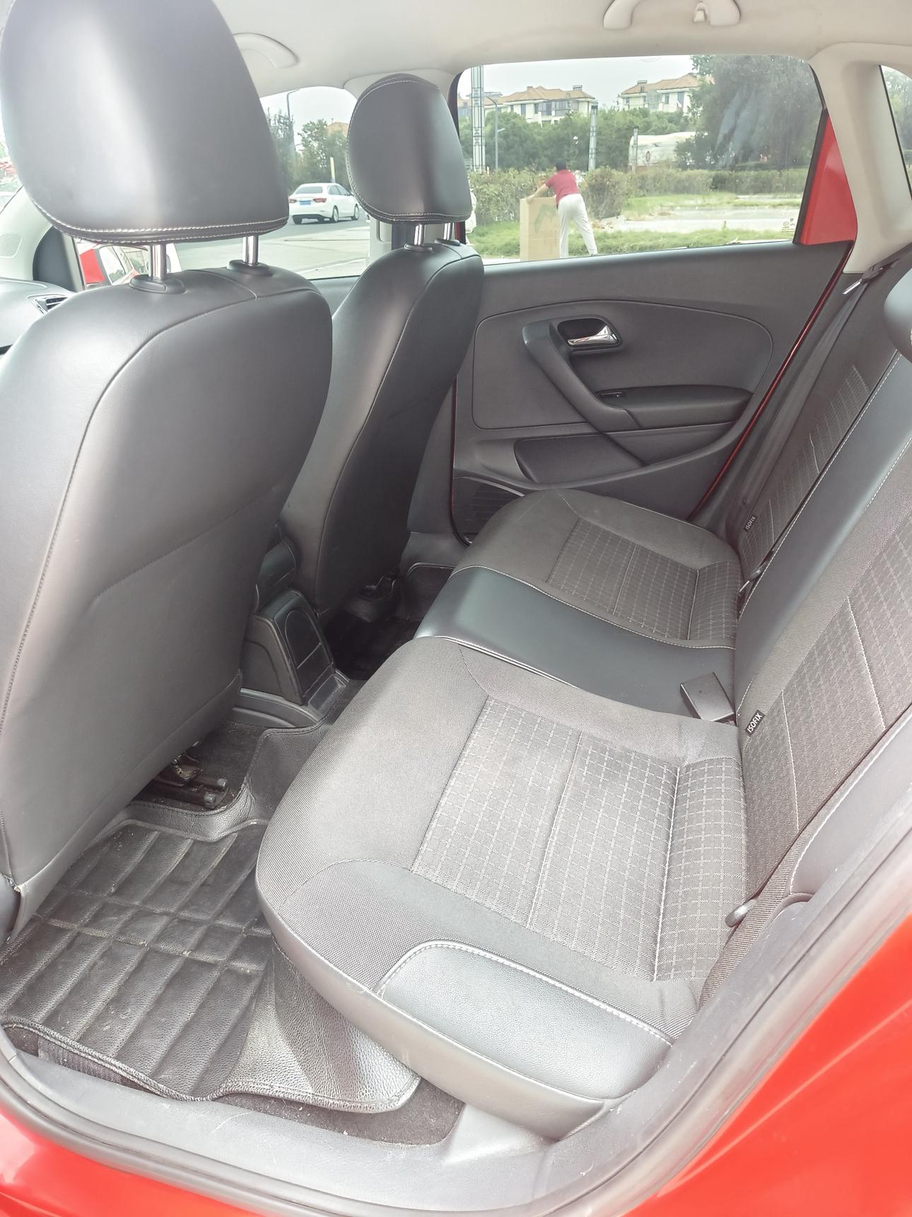 Volkswagen Polo 2015 thumb 7