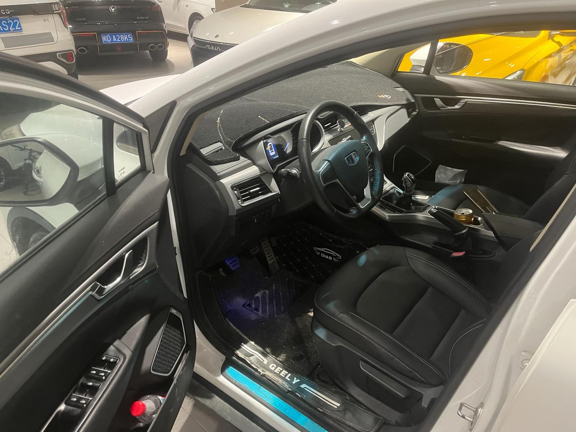 Geely GS 2018 thumb 6