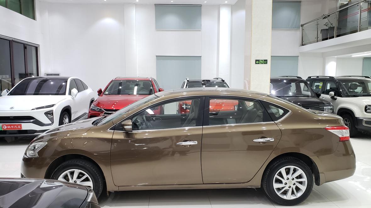 Nissan Sylphy 2012 thumb 2