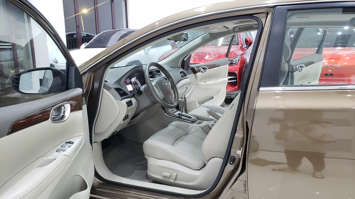 Nissan Sylphy 2012 thumb 8