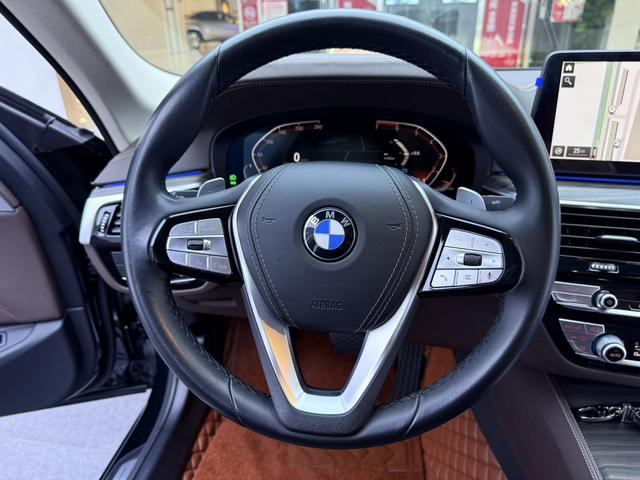 BMW 5 серии 2021 thumb 5