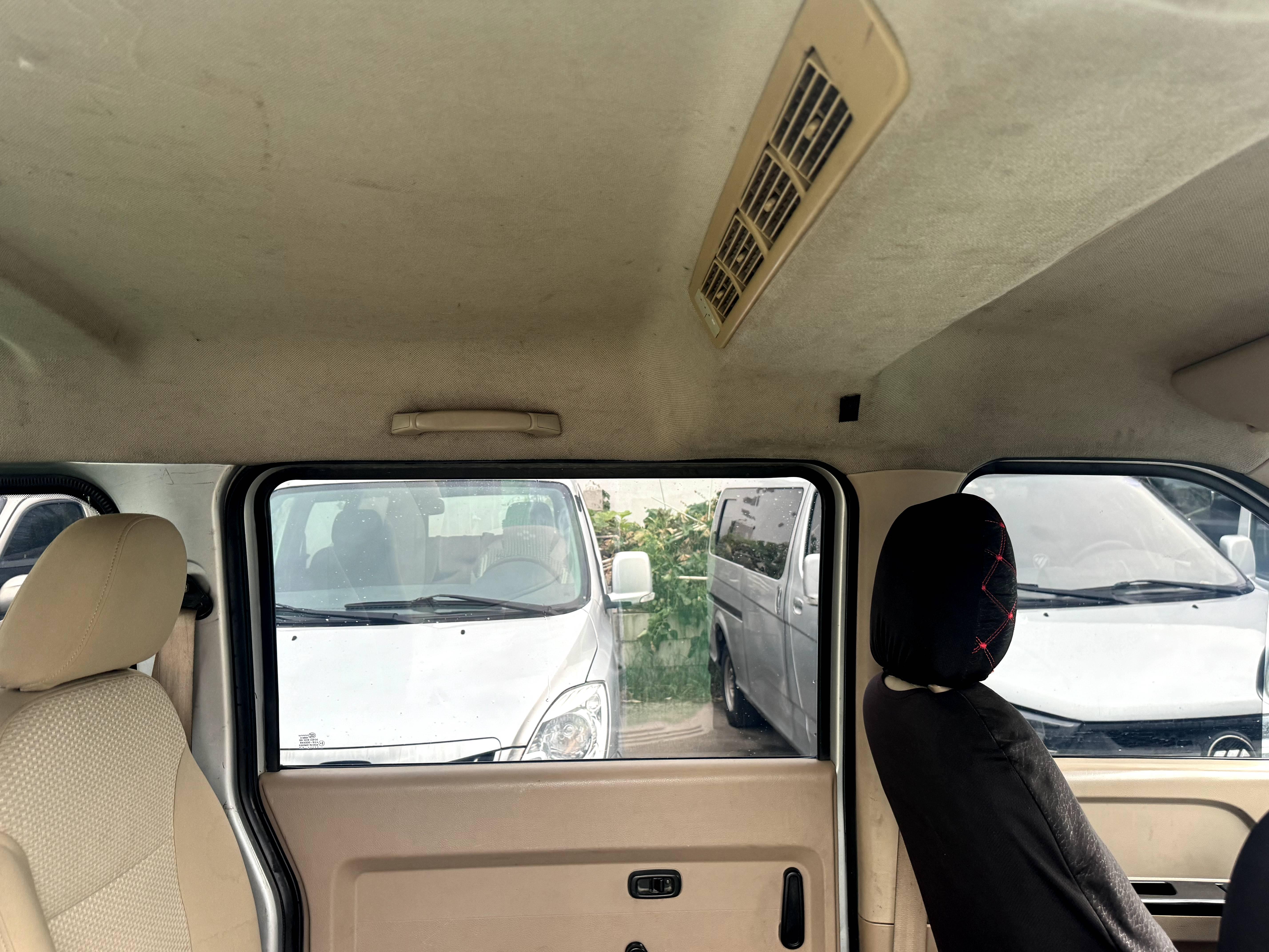 Wuling Rongguang 2014 thumb 12