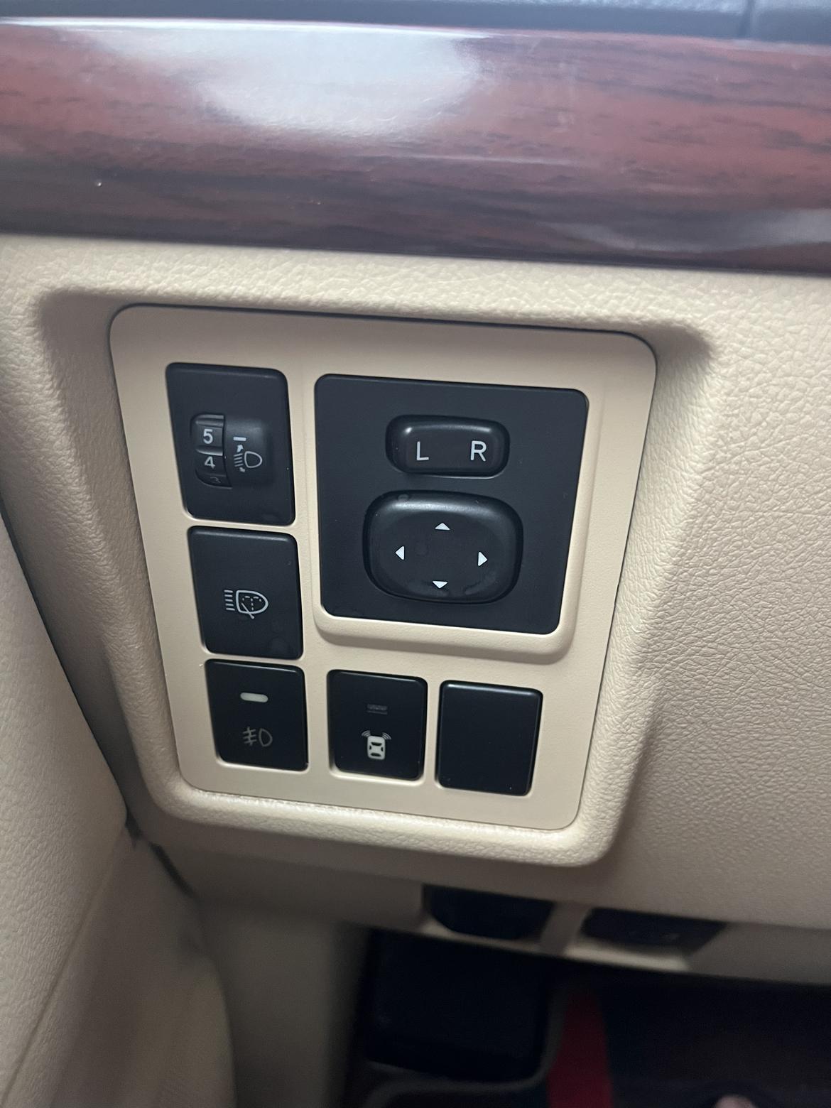 Toyota Land Cruiser Prado 2017 thumb 9