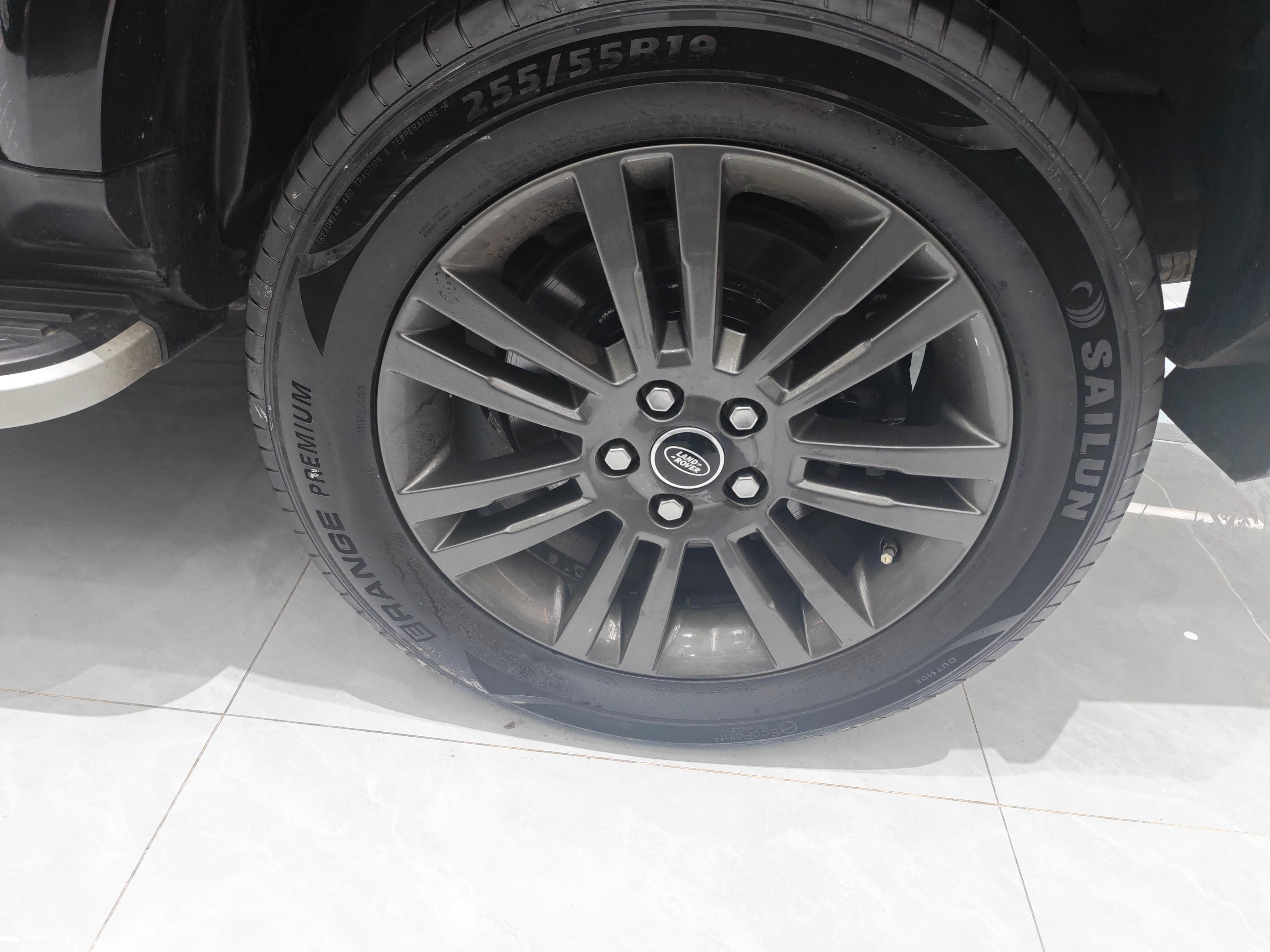 Land Rover Discovery 2015 thumb 9