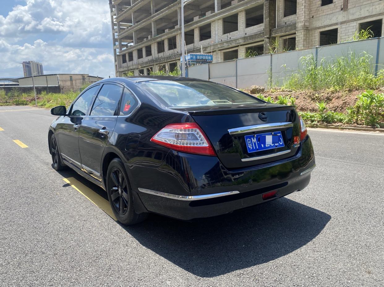 Nissan Altima 2012 thumb 2