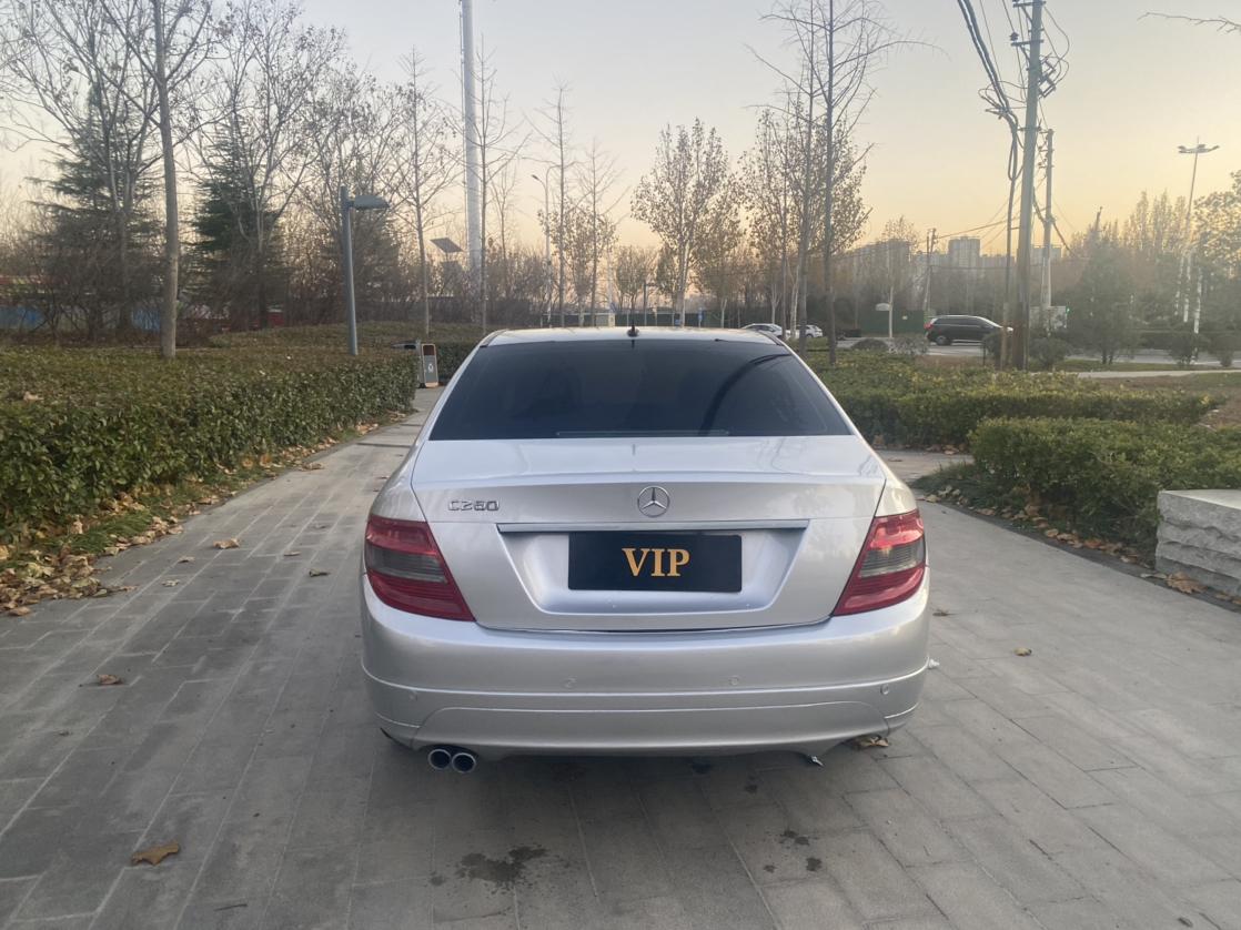 Mercedes-Benz C-Class 2010 thumb 3