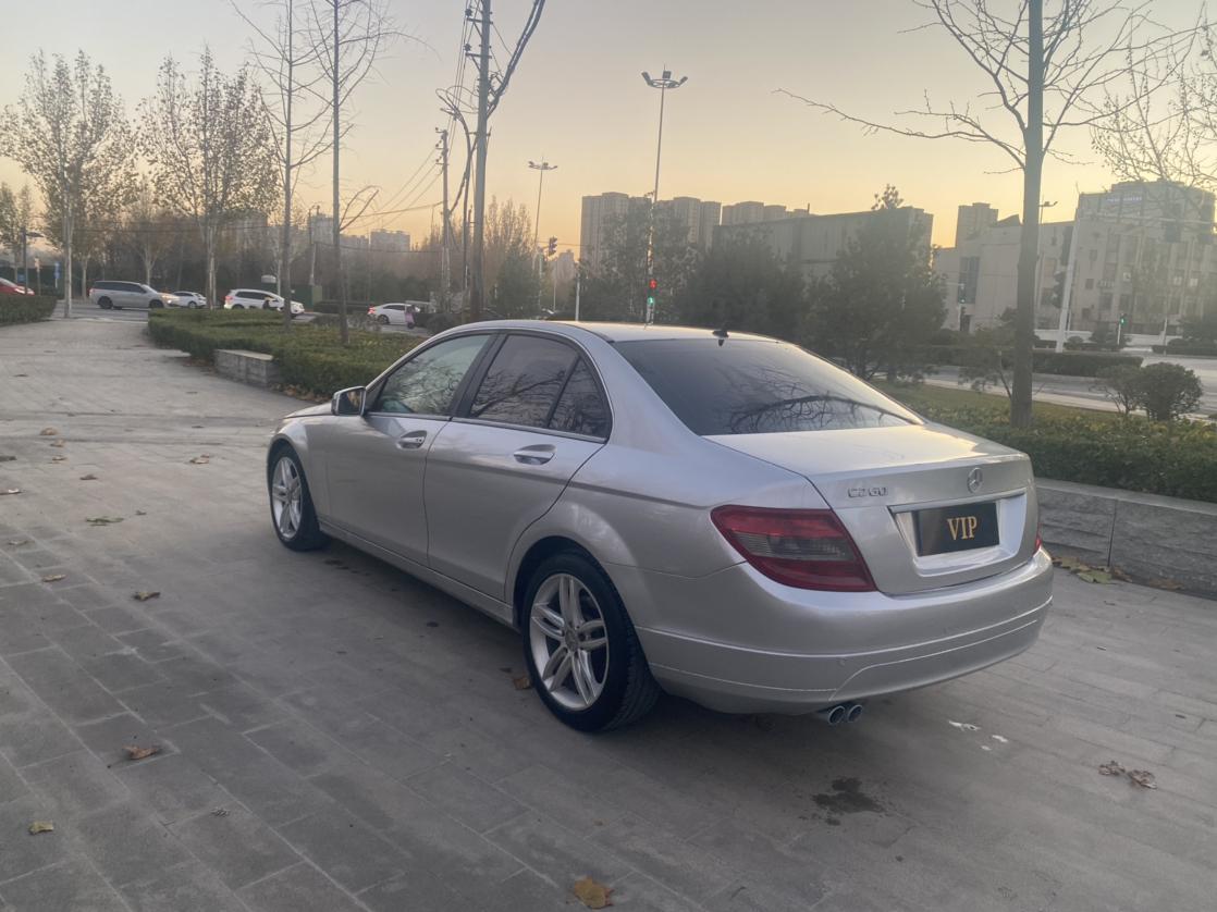 Mercedes-Benz C-Class 2010 thumb 5
