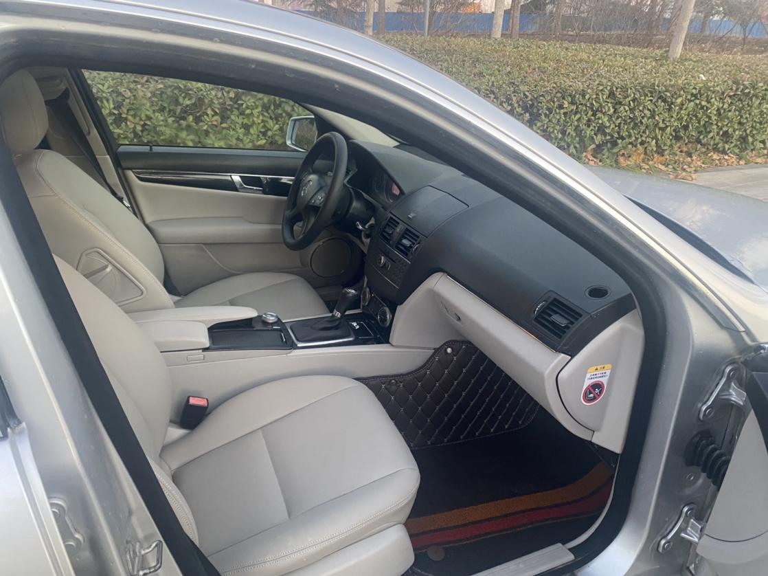 Mercedes-Benz C-Class 2010 thumb 7