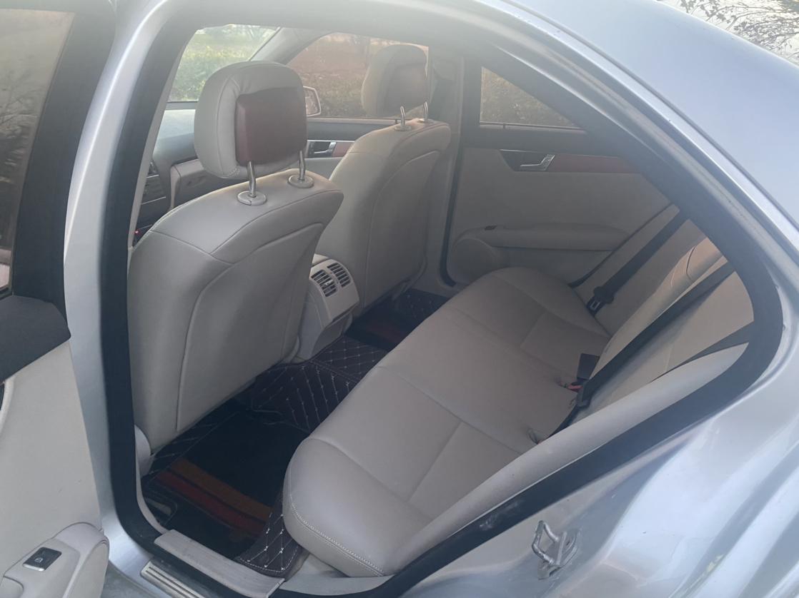 Mercedes-Benz C-Class 2010 thumb 12
