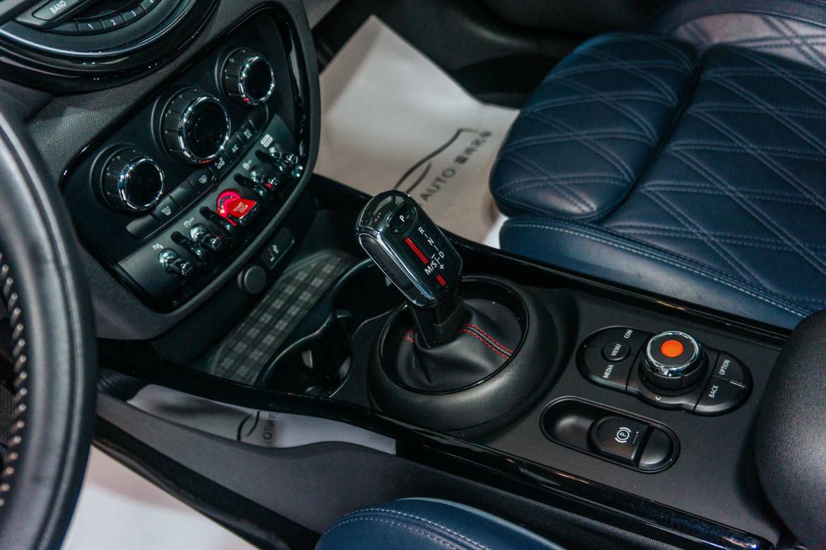 Mini Clubman 2020 thumb 12
