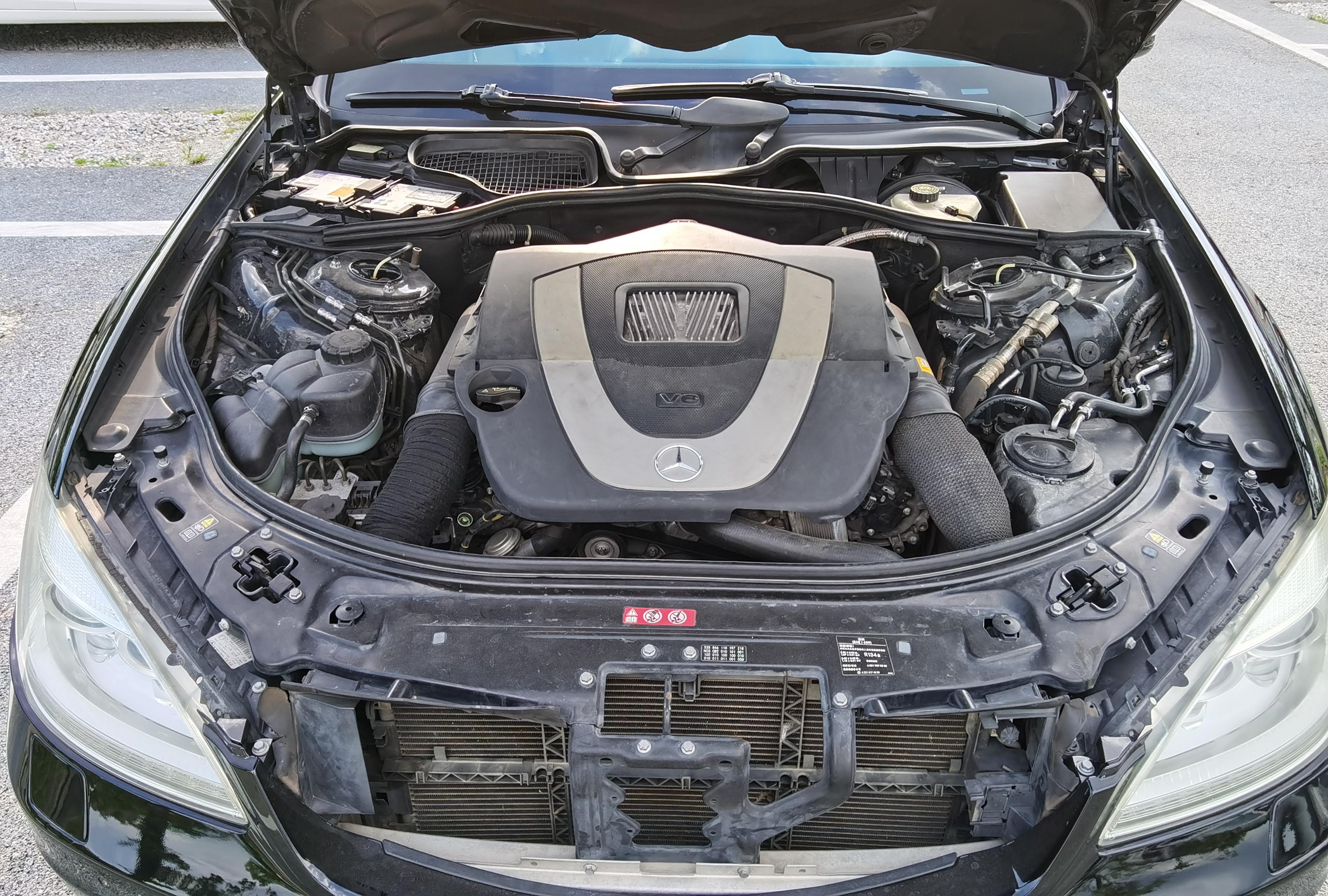 Mercedes-Benz S-Class 2010 thumb 4
