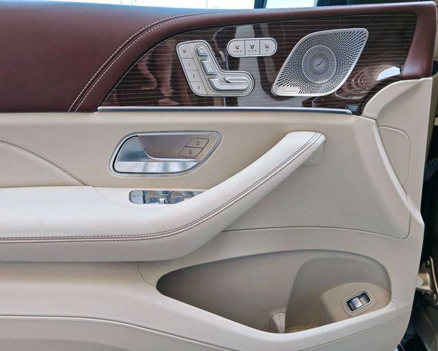 Mercedes-Benz GLS 2022 thumb 9