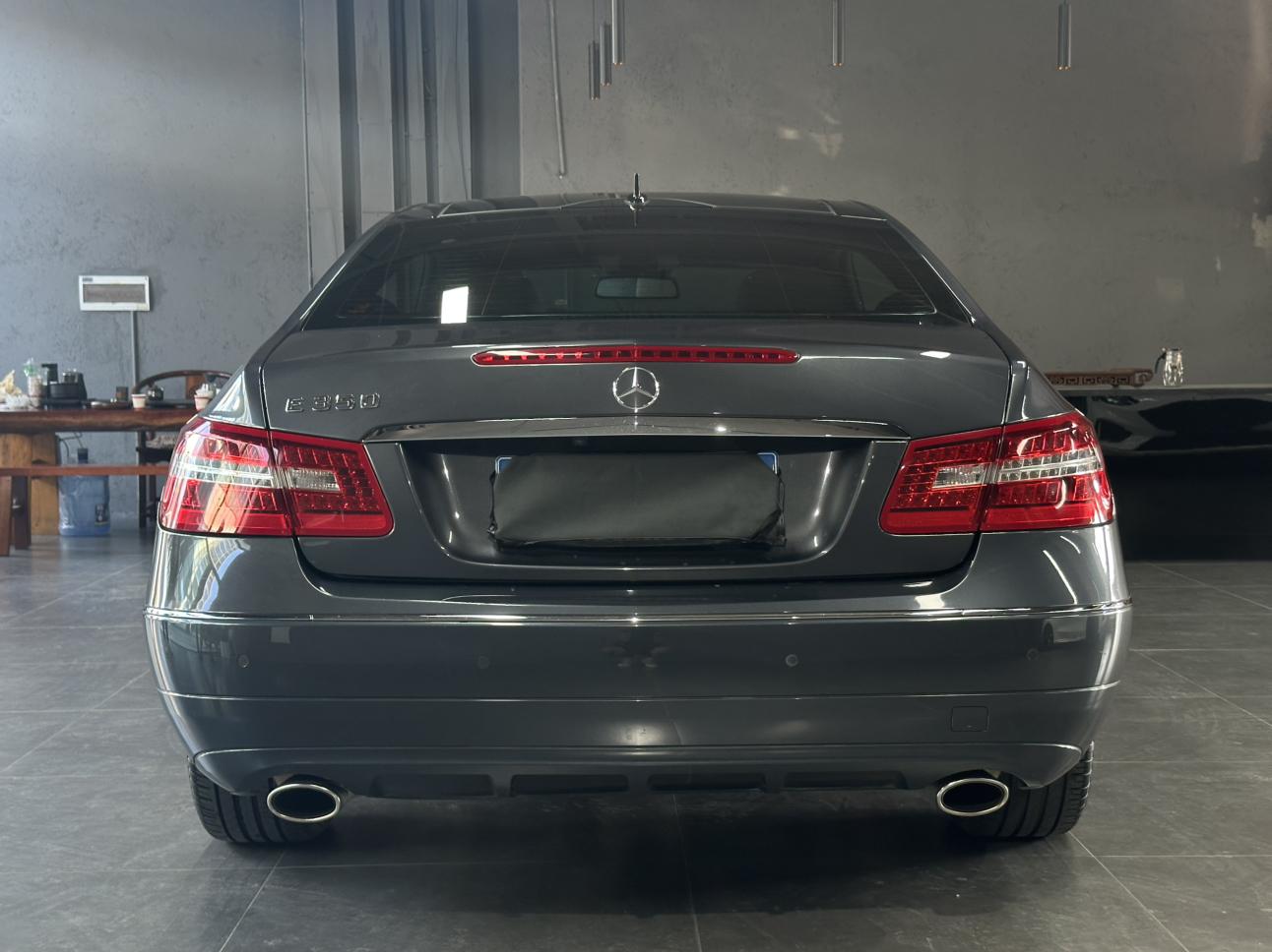 Mercedes-Benz E-Class 2009 thumb 3
