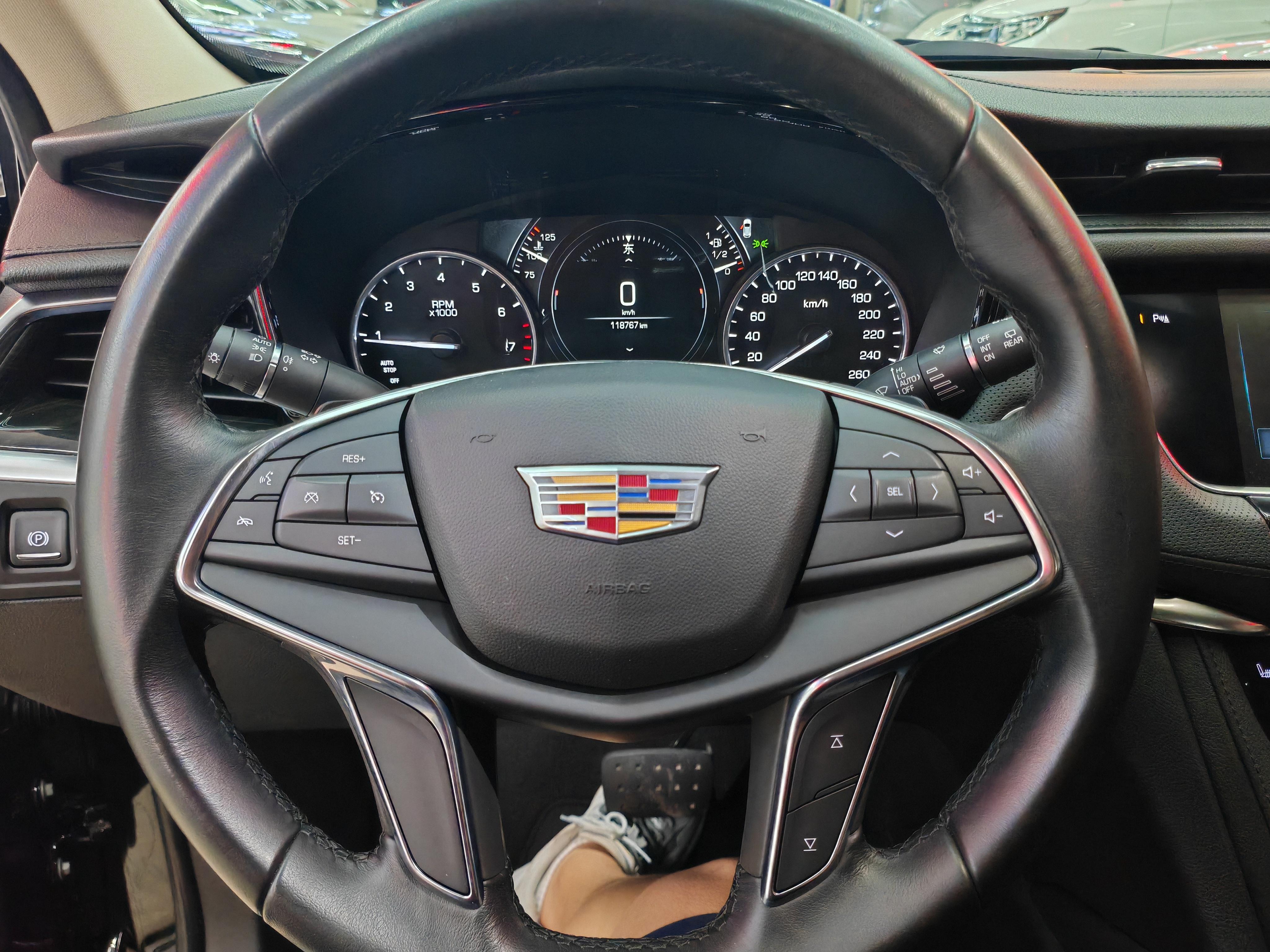 Cadillac XT5 2018 thumb 5